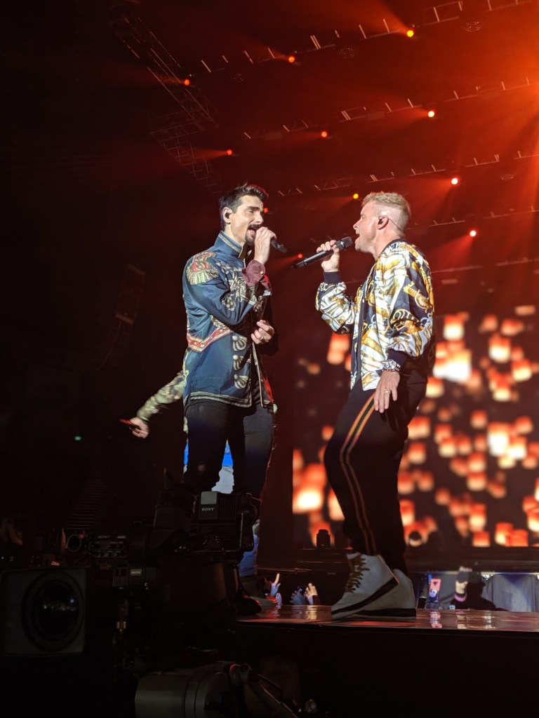 00100lPORTRAIT_00100_BURST20191030212841160_COVER